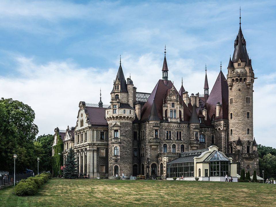 Palac w Mosznej